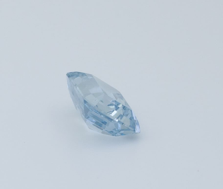 6.5ct Light Blue Spinel Flawless (fl) Emerald Shape (10x11.09x5.9 mm) Unheated gemstone from Sri Lanka