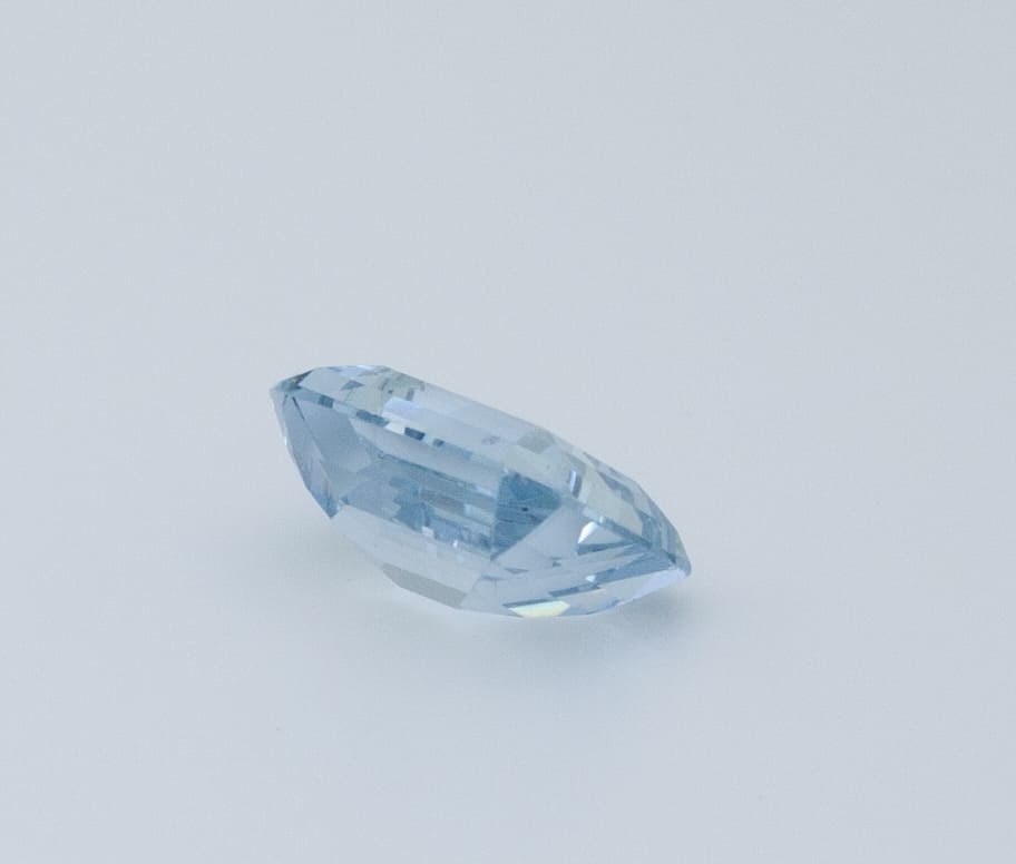 6.5ct Light Blue Spinel Flawless (fl) Emerald Shape (10x11.09x5.9 mm) Unheated gemstone from Sri Lanka
