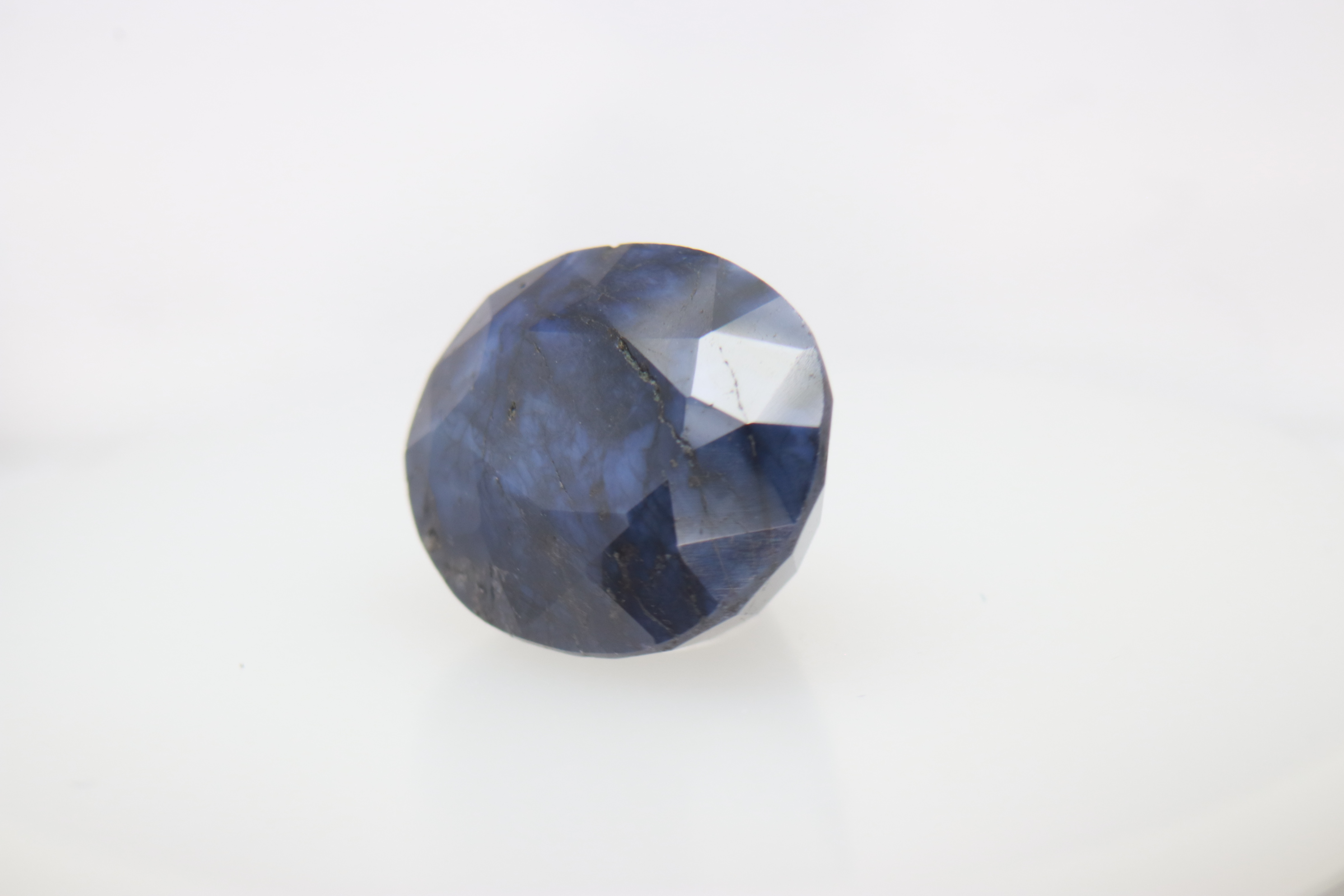 6.5ct Blue Sapphire VVS Oval Shape (11x9.6x7 mm) Heated gemstone from Sri Lanka