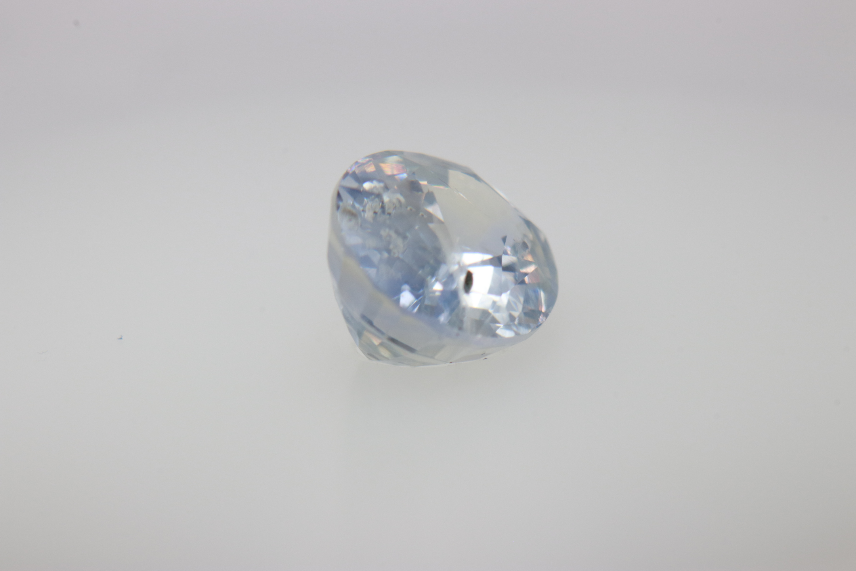 1.5ct Alice Blue Sapphire Vs1 Oval Shape (7.6x5.8x3.8 mm) Unheated gemstone from Sri Lanka