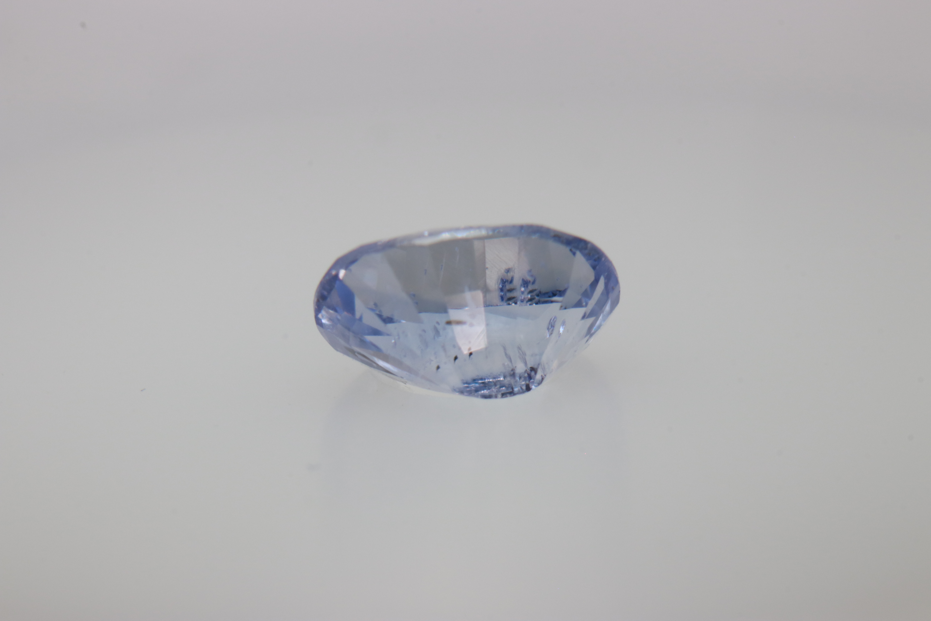 1ct Alice Blue Sapphire Vs1 Oval Shape (6.6x4.8x3.7 mm) Unheated gemstone from Sri Lanka