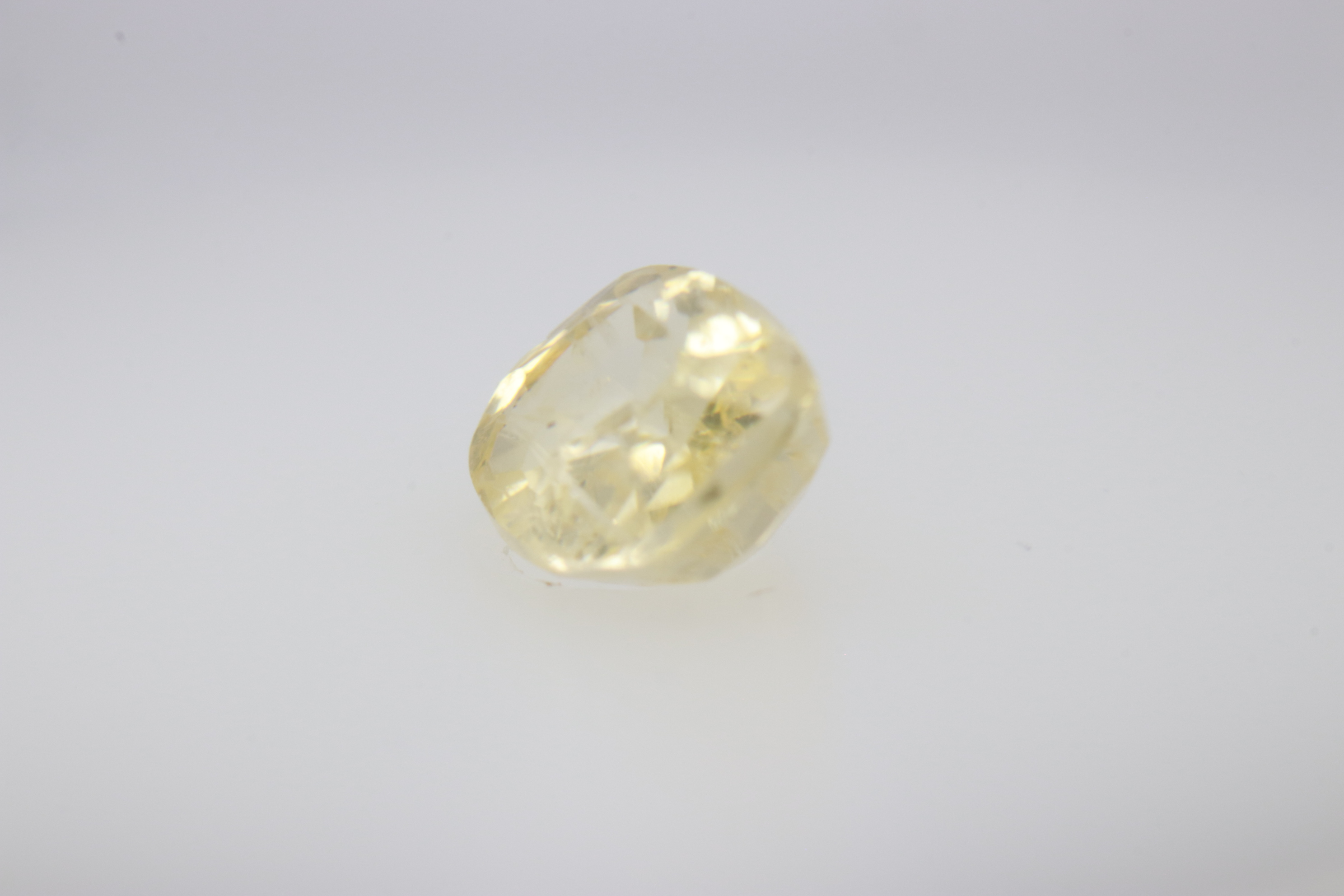 1.3ct Yellow Sapphire VVS1 Emerald Shape (6.7x5.2x3.6 mm) Unheated gemstone from Sri Lanka