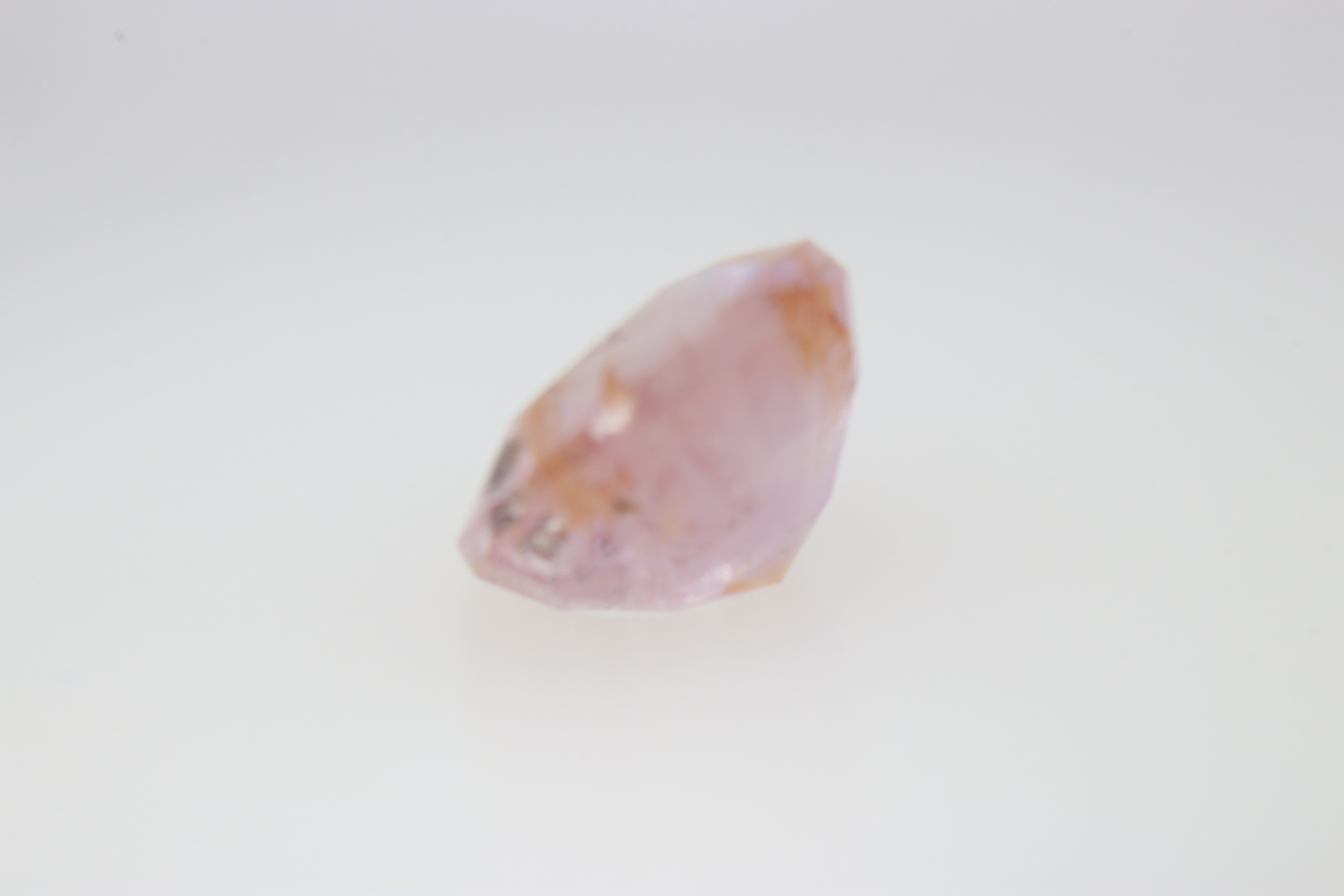 2.2ct Hot Pink Padparadscha Twinning wisp Oval Shape (7.8x6.8x4.5 mm) Unheated gemstone from Sri Lanka