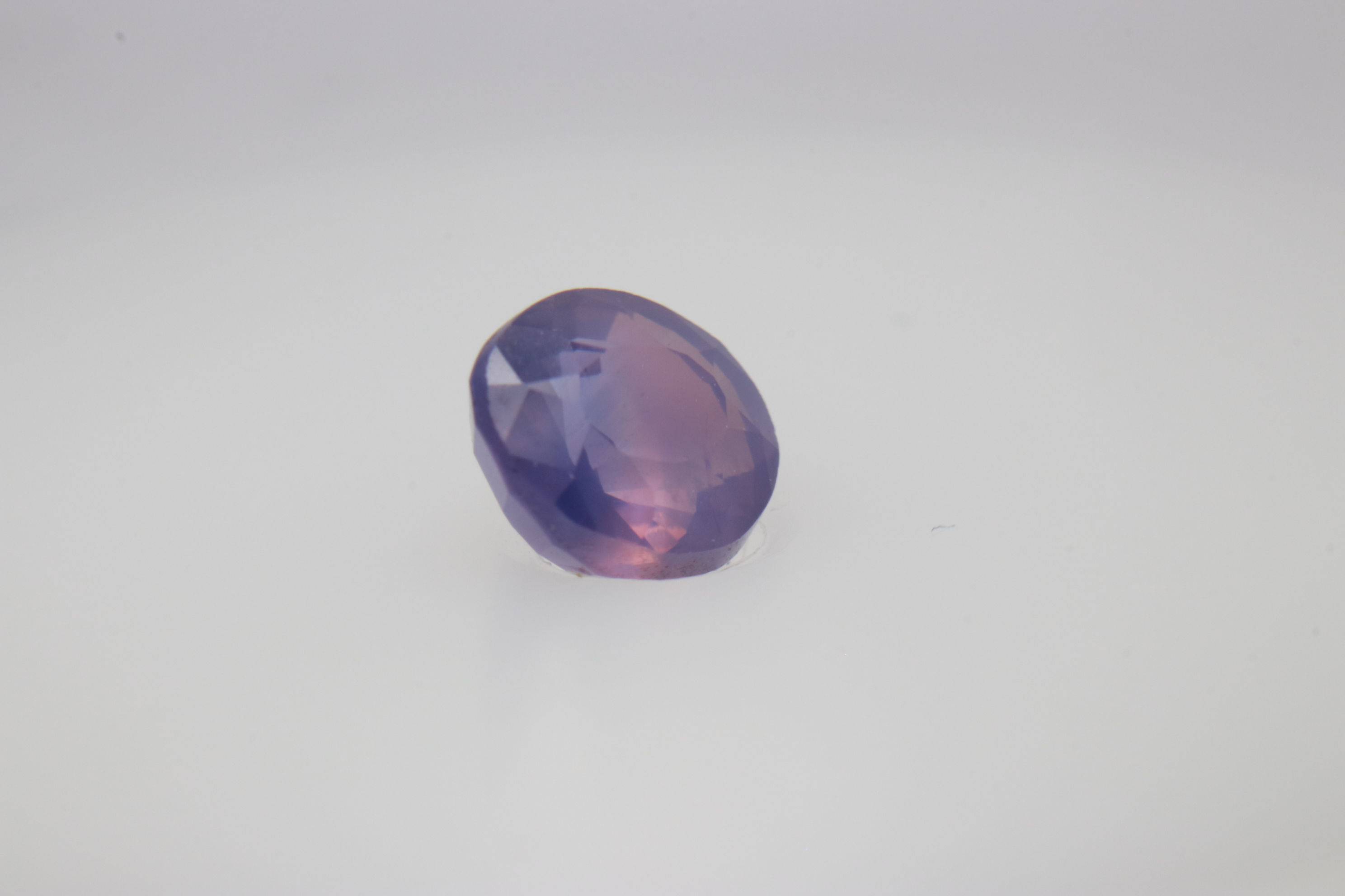 0.85ct Lavender Blush Sapphire VVS Round Shape (0x4.9x5.3 mm) Unheated gemstone from Sri Lanka