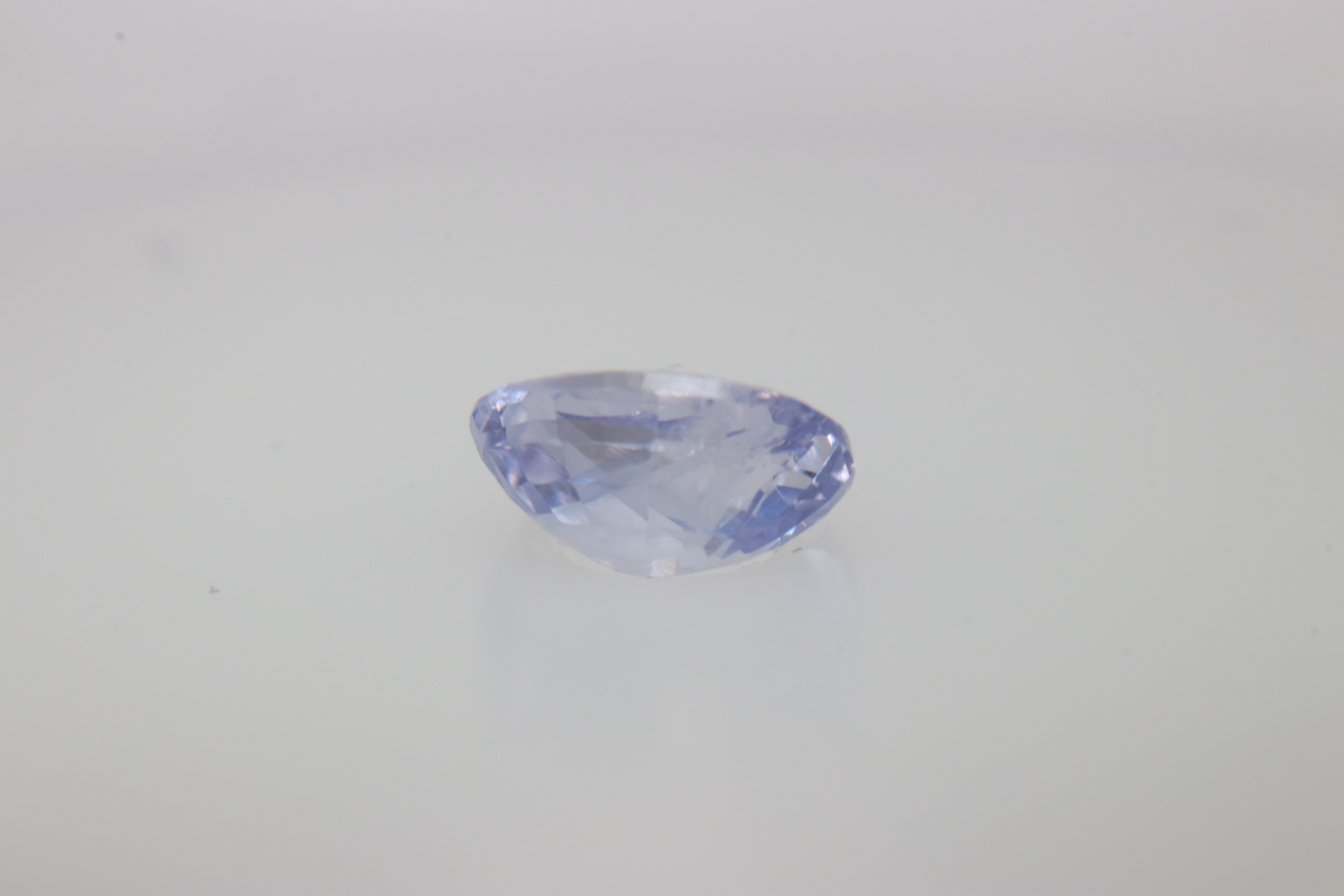 0.8ct Alice Blue Sapphire VVS Oval Shape (5.9x4.8x2.8 mm) Unheated gemstone from Sri Lanka