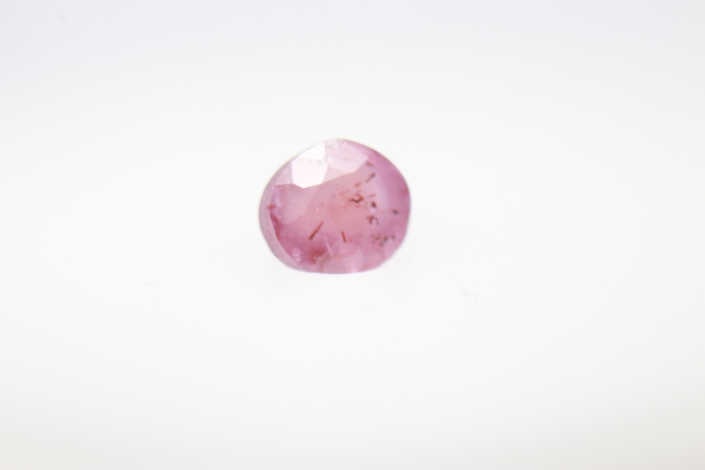 0.5ct Alice Blue Padparadscha SI1 Oval Shape (4.9x3.8x2.8 mm) Unheated gemstone from Sri Lanka