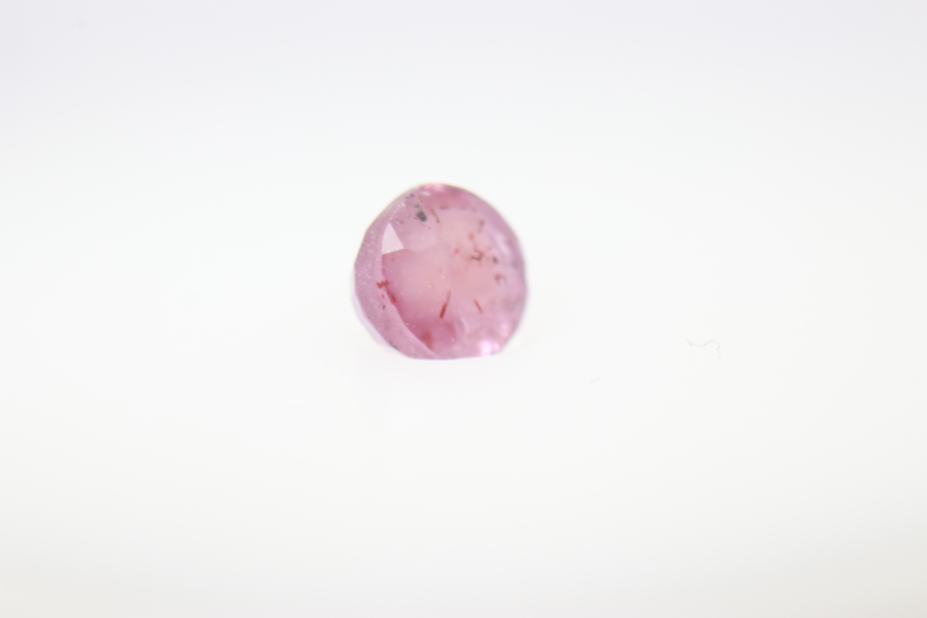 0.5ct Alice Blue Padparadscha SI1 Oval Shape (4.9x3.8x2.8 mm) Unheated gemstone from Sri Lanka