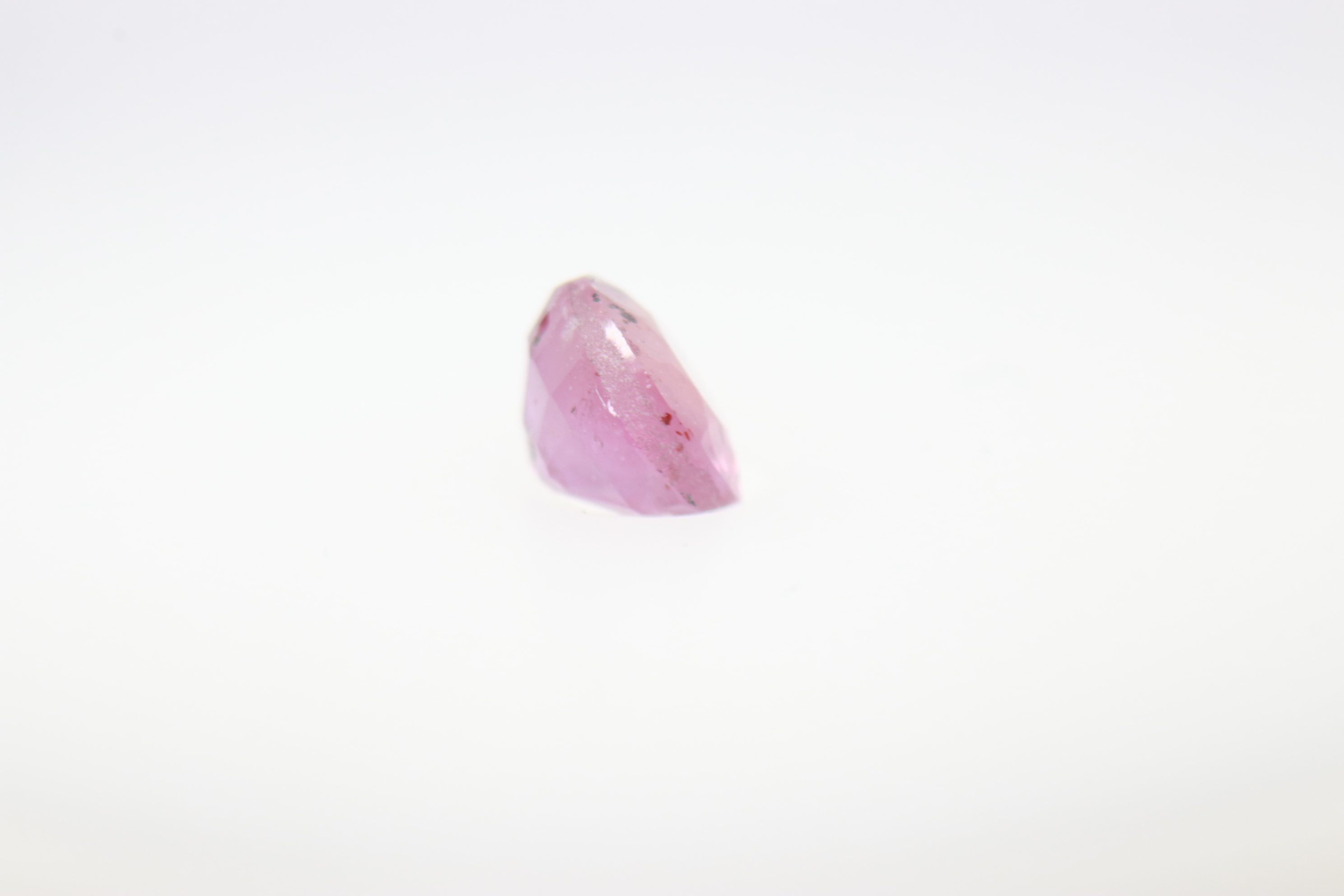 0.5ct Alice Blue Padparadscha SI1 Oval Shape (4.9x3.8x2.8 mm) Unheated gemstone from Sri Lanka