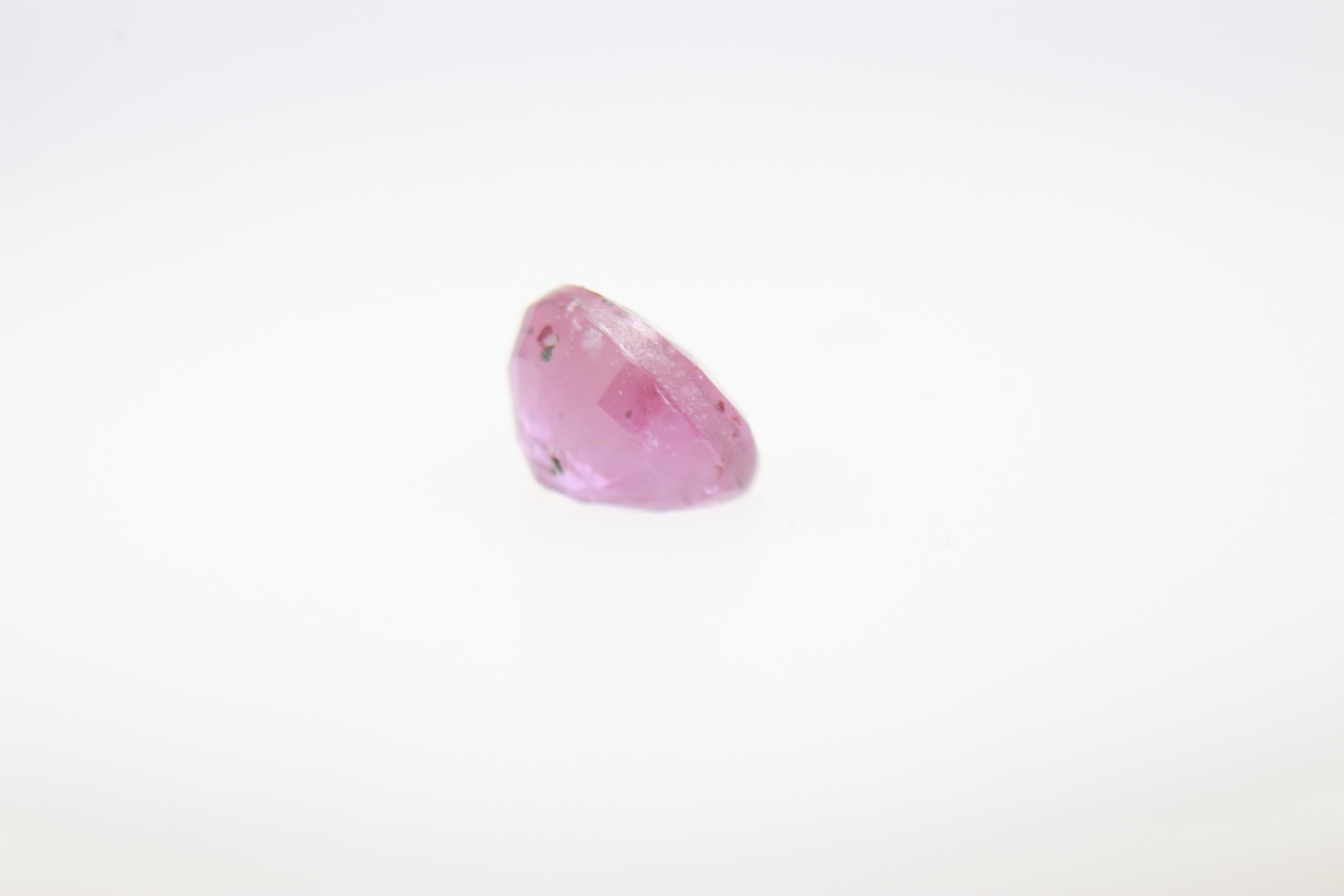 0.5ct Alice Blue Padparadscha SI1 Oval Shape (4.9x3.8x2.8 mm) Unheated gemstone from Sri Lanka