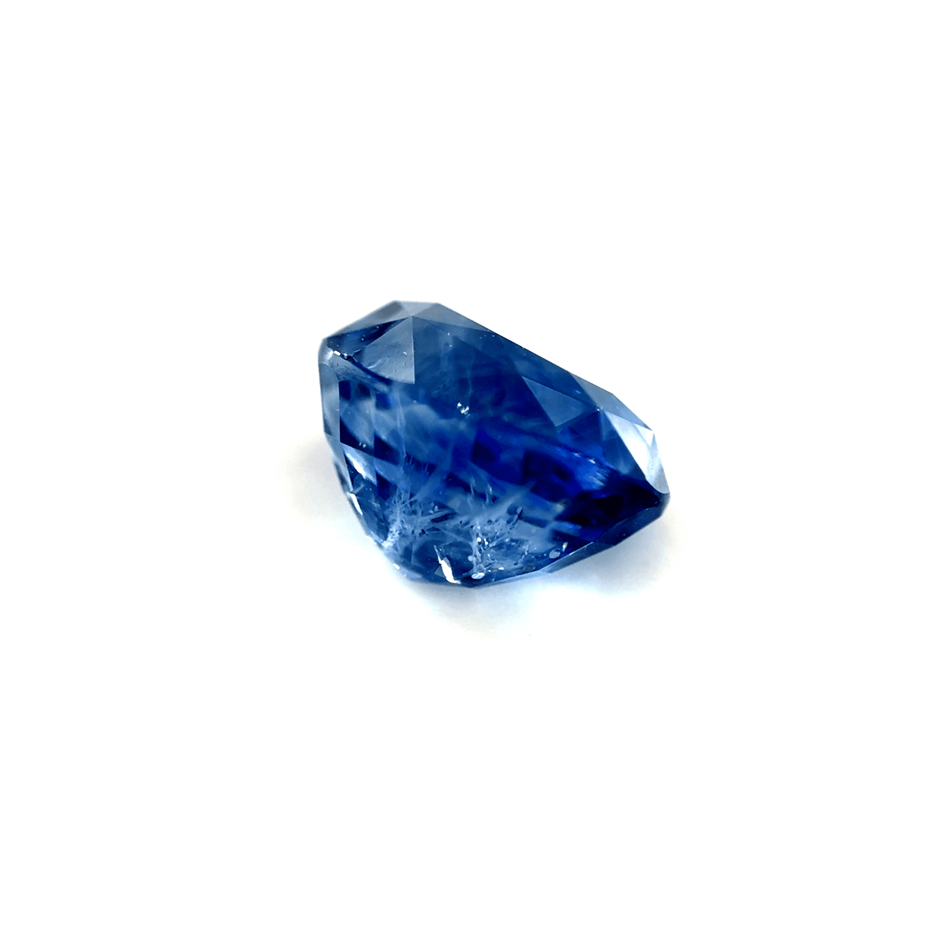 3.0ct Cornflower Blue Sapphire VSI Oval Shape (8.5x7.5x5.6 mm) Unheated gemstone from Sri Lanka